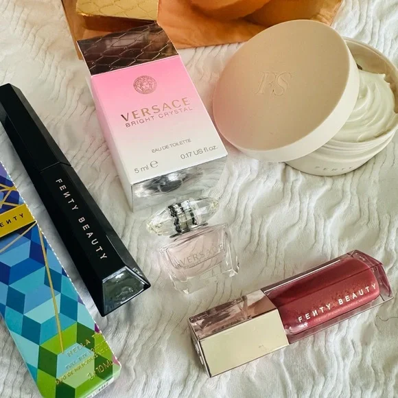 Fenty Beauty Bundle & Versace Crystal Fragrance Set - Picture 4 of 14